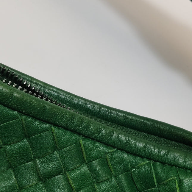 Bottega Veneta Veneta Hobo Green Intrecciato Leather Medium 40cm