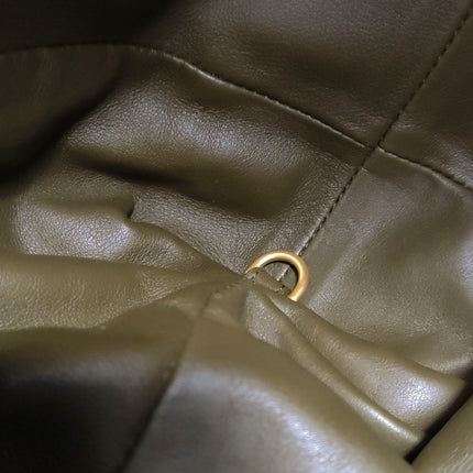 Bottega Veneta Pouch Calfskin Leather Dark Green Large