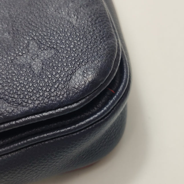 Louis Vuitton Pochette Métis Monogram Empreinte Leather Navy