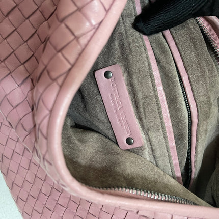 Sold Bottega Veneta Veneta Hobo Medium Cherry Blossom Pink Intrecciato Leather Bag 40cm