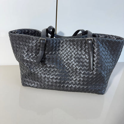 Bottega Veneta Cesta Shopper Tote Nappa Intrecciato Leather Black Small