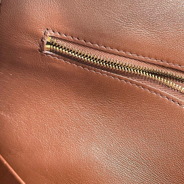 Bottega Veneta Andiamo Large Milk Chocolate Brown Handbag
