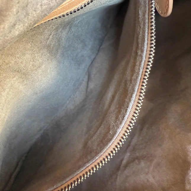 Bottega Veneta Veneta Hobo Beige Almond Lambskin Leather 40cm