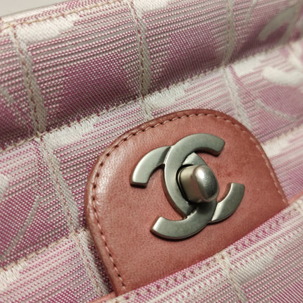 Chanel Pink Medium Canvas Ice Cube Classic Flap 2000-2002 Travel Line Shoulder Bag