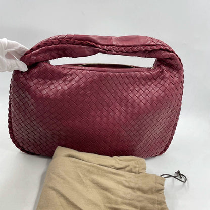 Sold Bottega Veneta Intrecciato Hobo Bag Medium Burgundy Lambskin leather