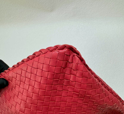 Sold Bottega Veneta Intrecciato Hobo Bag Medium Burgundy Lambskin leather