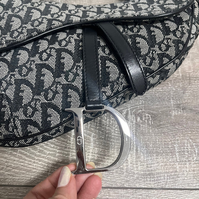 Sold Dior Saddle Vintage Black Oblique