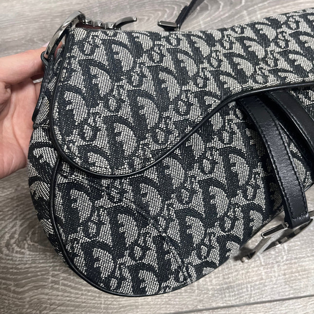 Sold Dior Saddle Vintage Black Oblique