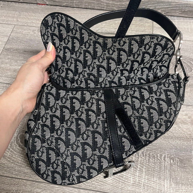 Sold Dior Saddle Vintage Black Oblique