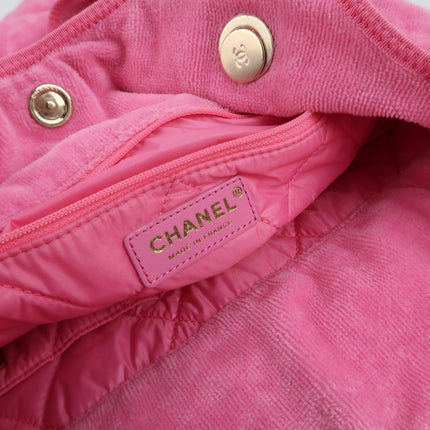 Chanel Coco Beach Quilted Hobo Pink Soft Cloth 2023