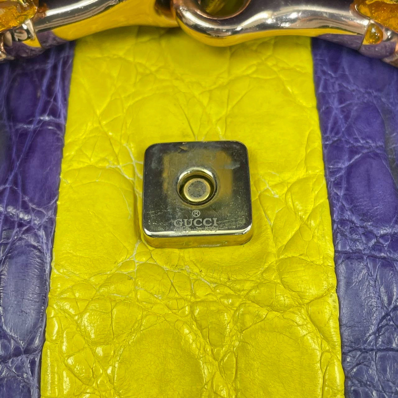 Black gucci bag with snake buckle deals