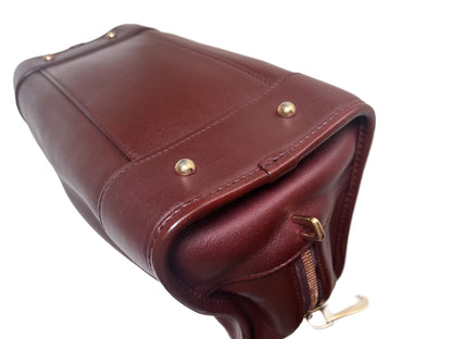 Sold Loewe Amazona 29 in Burgundy Calfskin Leather and Gold-tone Hardware