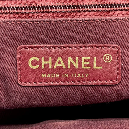 Chanel Paris Bombay Pondicherry Flap Bag Quilted Medium Black Gold Hardware