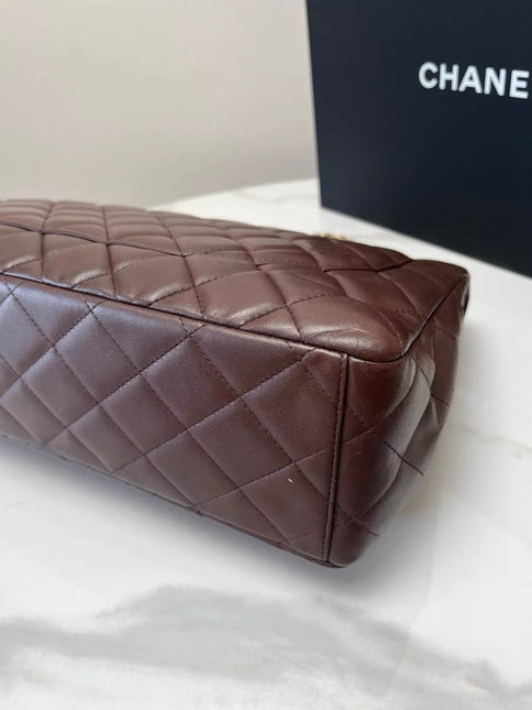 Chanel Classic Flap Maxi Chocolate Brown Lambskin Leather Single Flap Gold Hardware