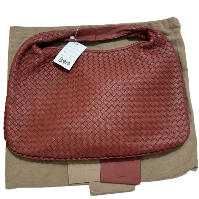 Sold Bottega Veneta Veneta Hobo Large Burgundy 47cm Lambskin Leather