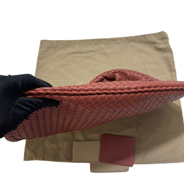 Sold Bottega Veneta Veneta Hobo Large Burgundy 47cm Lambskin Leather