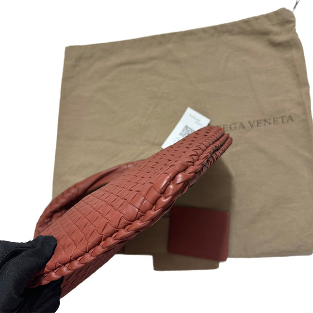 Sold Bottega Veneta Veneta Hobo Large Burgundy 47cm Lambskin Leather
