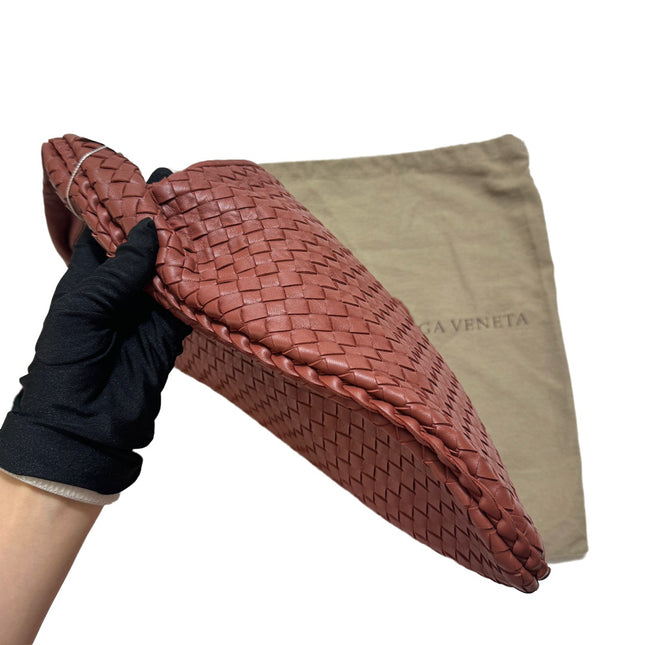 Sold Bottega Veneta Veneta Hobo Large Burgundy 47cm Lambskin Leather
