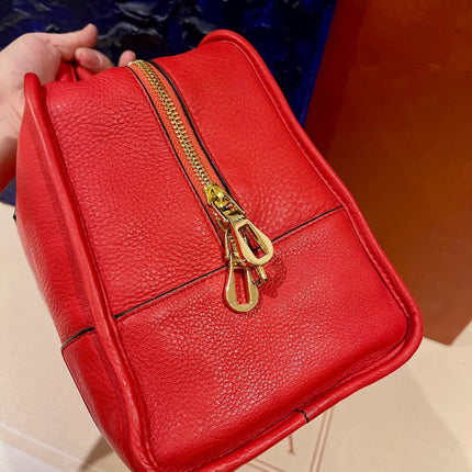 Loewe Amazona 36 Large in Red Leather and Gold tone Hardware Snail Lock