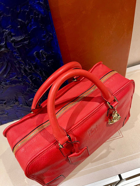 Loewe Amazona 36 Large in Red Leather and Gold tone Hardware Snail Lock