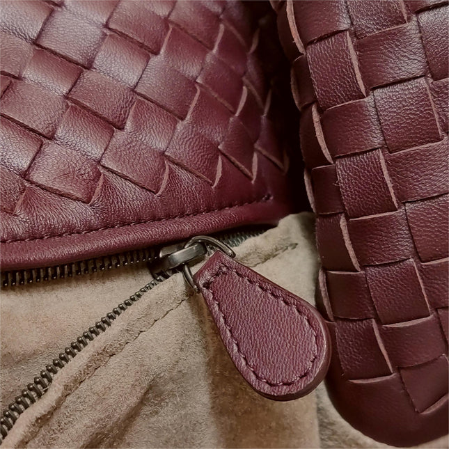 Bottega Veneta Cesta Shopper Tote Intrecciato Burgundy Leather Medium 40cm