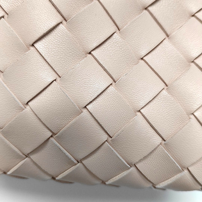 Bottega Veneta Parachute Small Intrecciato Pink Leather with Strap 20cm