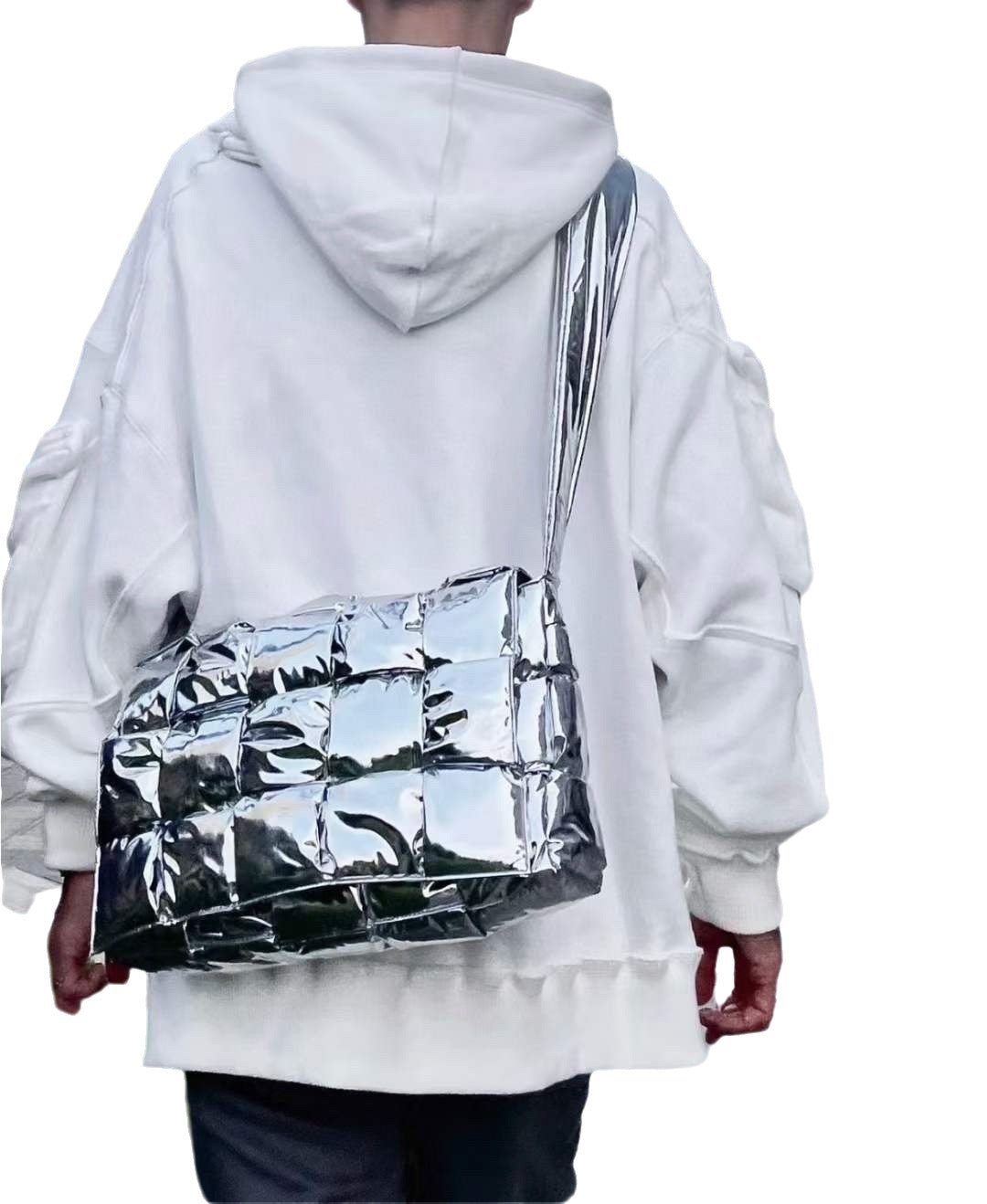 Bottega Veneta Women's' Cassette Bucket Shoulder Bag in Silver | LN-CC®