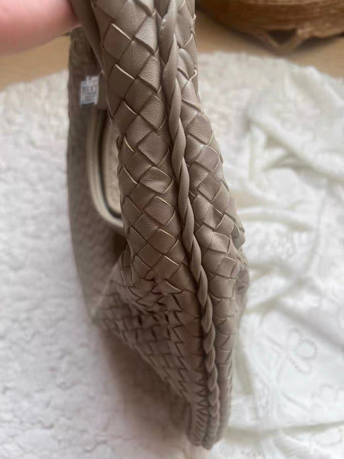 Bottega Veneta Veneta Hobo Grey Intreciatto Leather Bag Large 47cm