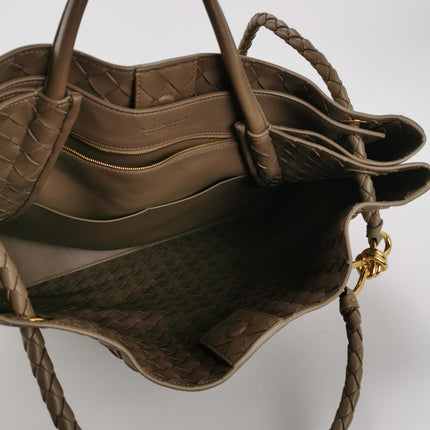 Bottega Veneta Andiamo Large Chocolate Brown Handbag