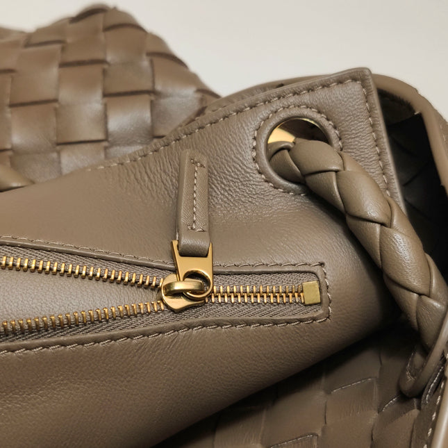 Bottega Veneta Andiamo Large Chocolate Brown Handbag