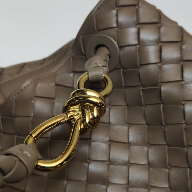 Bottega Veneta Andiamo Large Chocolate Brown Handbag