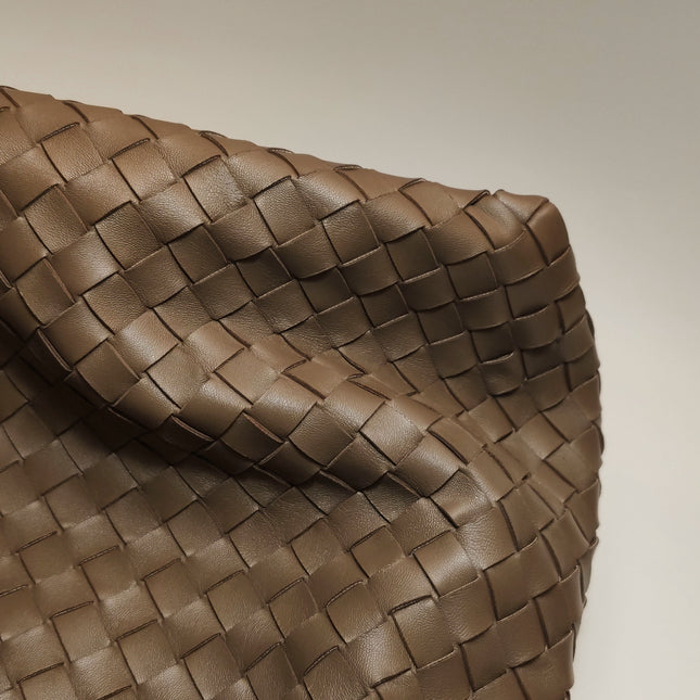 Bottega Veneta Andiamo Large Chocolate Brown Handbag