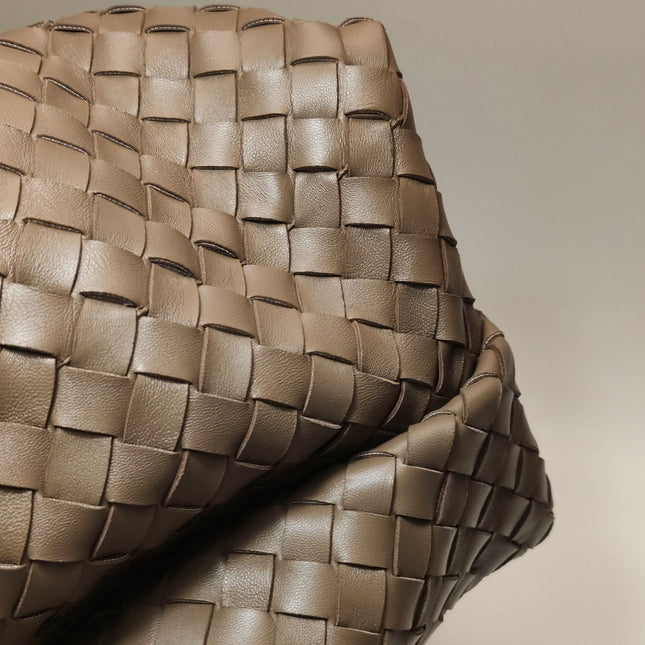 Bottega Veneta Andiamo Large Chocolate Brown Handbag