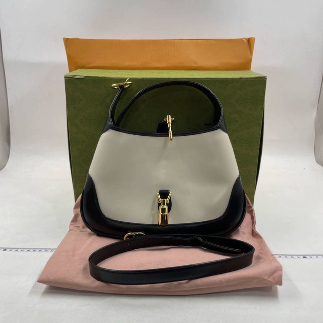 Sold Gucci Jackie 1961 White & White Leather Bag with Adjustable Strap Size Small