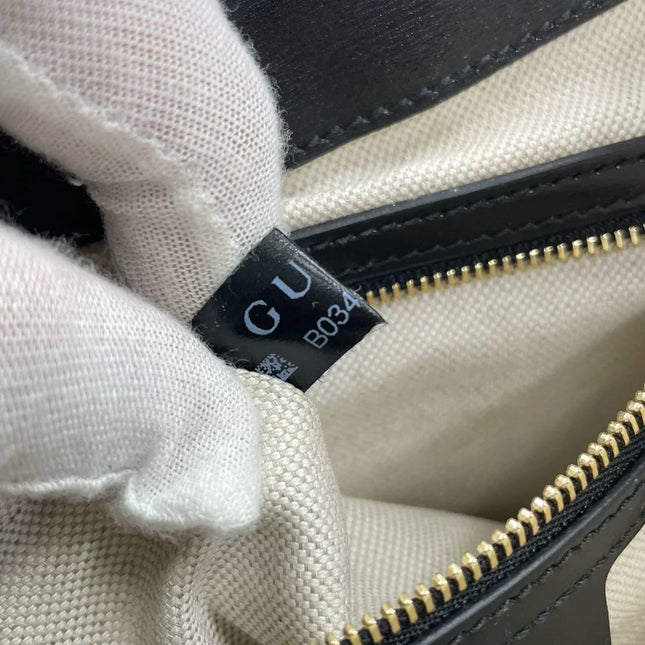 Sold Gucci Jackie 1961 White & White Leather Bag with Adjustable Strap Size Small