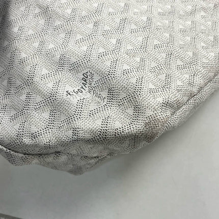 Sold Goyard Saint Louis PM Tote Medium White