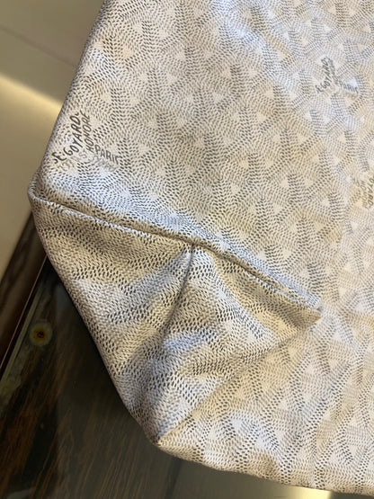 Goyard Saint Louis PM Tote Medium White