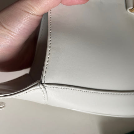 Sold Gucci Jackie 1961 White Leather Bag with Adjustable Strap Size Small