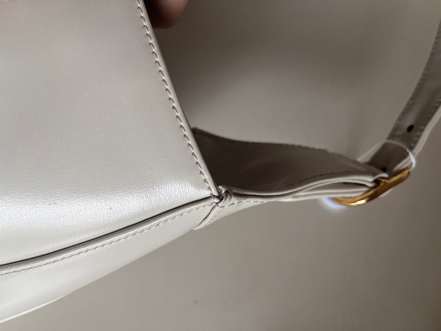 Sold Gucci Jackie 1961 White Leather Bag with Adjustable Strap Size Small