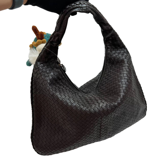 Sold Bottega Veneta Hobo Bag Large Chocolate Brown Lambskin leather 51cm