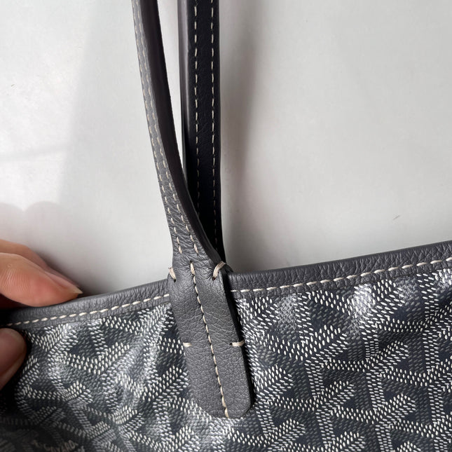 Sold Goyard Saint Louis Tote GM Large Grey Goyardine Canvas