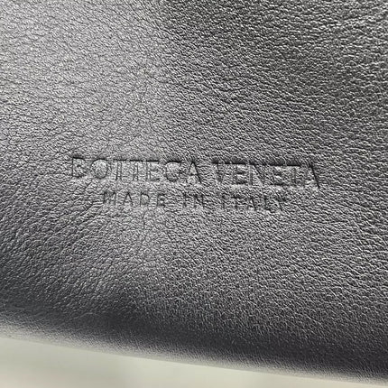 Bottega Veneta Andiamo Large Black Smooth Leather Handbag