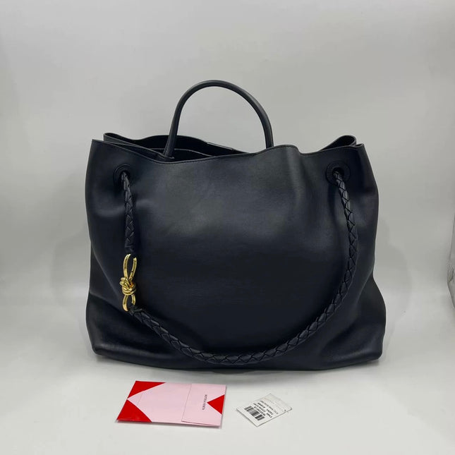 Bottega Veneta Andiamo Large Black Smooth Leather Handbag