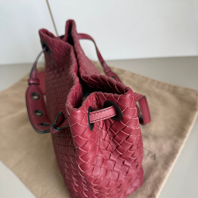 Bottega Veneta Garda Tote Burgundy Intrecciato Leather Medium 25cm