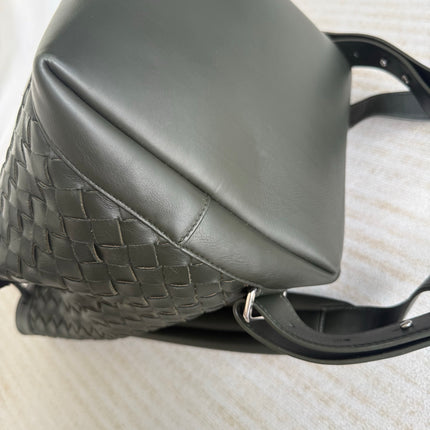 Bottega Veneta Backpack Dark Green Intrecciato Leather