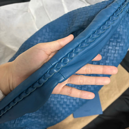 Bottega Veneta Belly Hobo Intrecciato Blue Navy Leather Maxi 50cm
