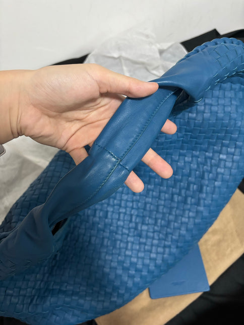 Bottega Veneta Belly Hobo Intrecciato Blue Navy Leather Maxi 50cm