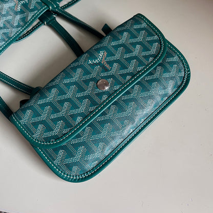 Sold Goyard Saint Louis Tote 2013 PM Medium Green