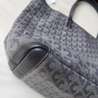 Goyard Artois PM Small/Medium Grey Tote with Leather Corners and Zip Opening