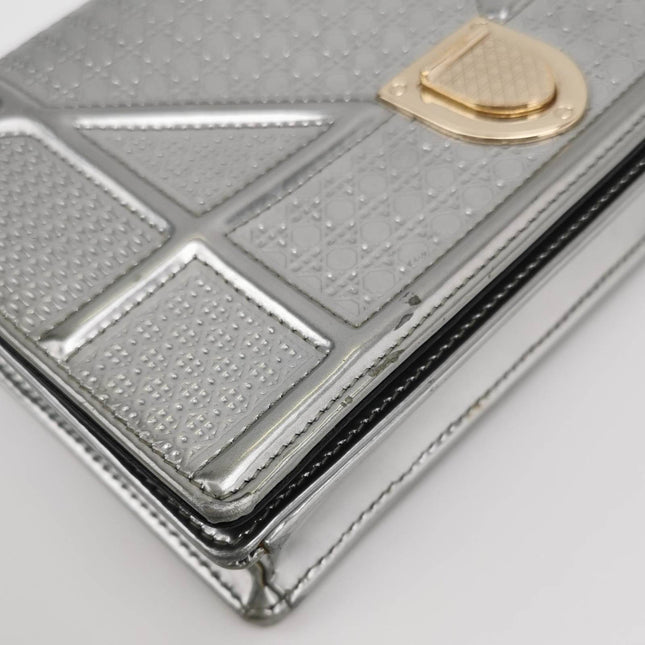Dior Diorama Wallet on Chain Micro-cannage Silver Metallic Patent Leather Crossbody Bag